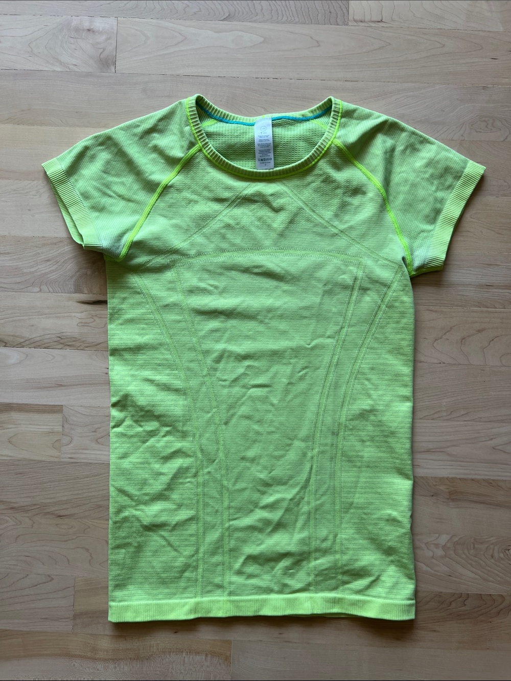 Iviva Lime Short-Sleeve Active Top